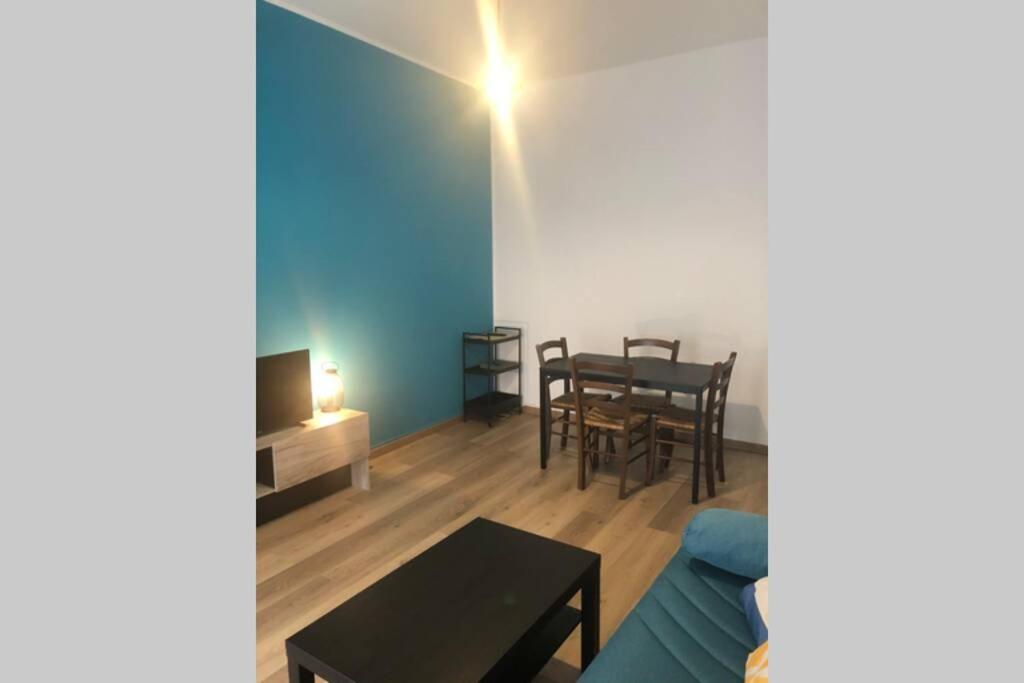 La Maison Bleue Sul Naviglio Corsico Extérieur photo